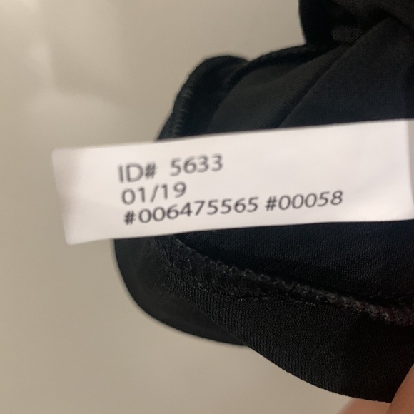 Express Blouse Top deep neckline blouse size S Black color - Picture 6 of 7